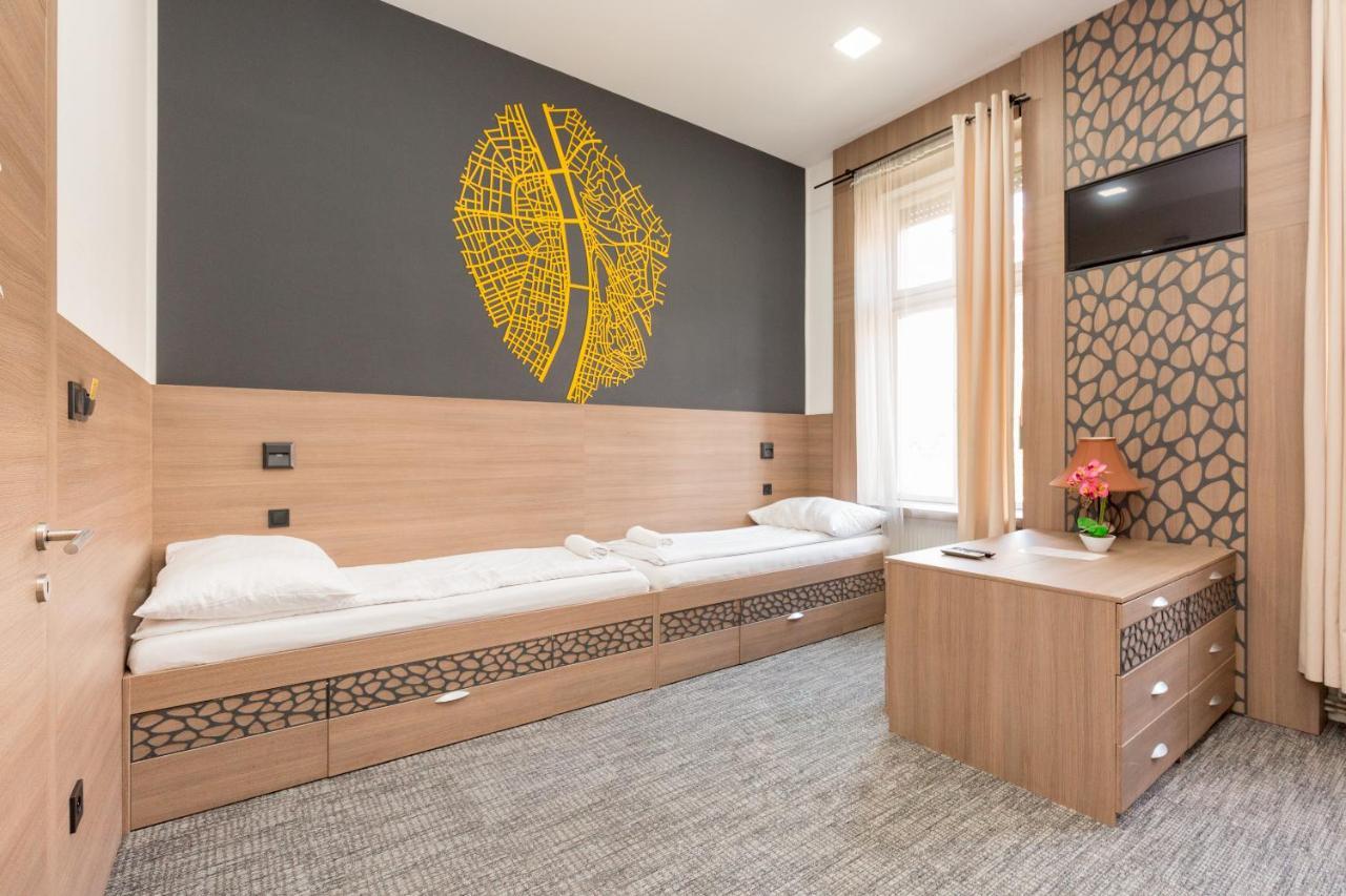 E14 Design Hostel Budapest Bagian luar foto