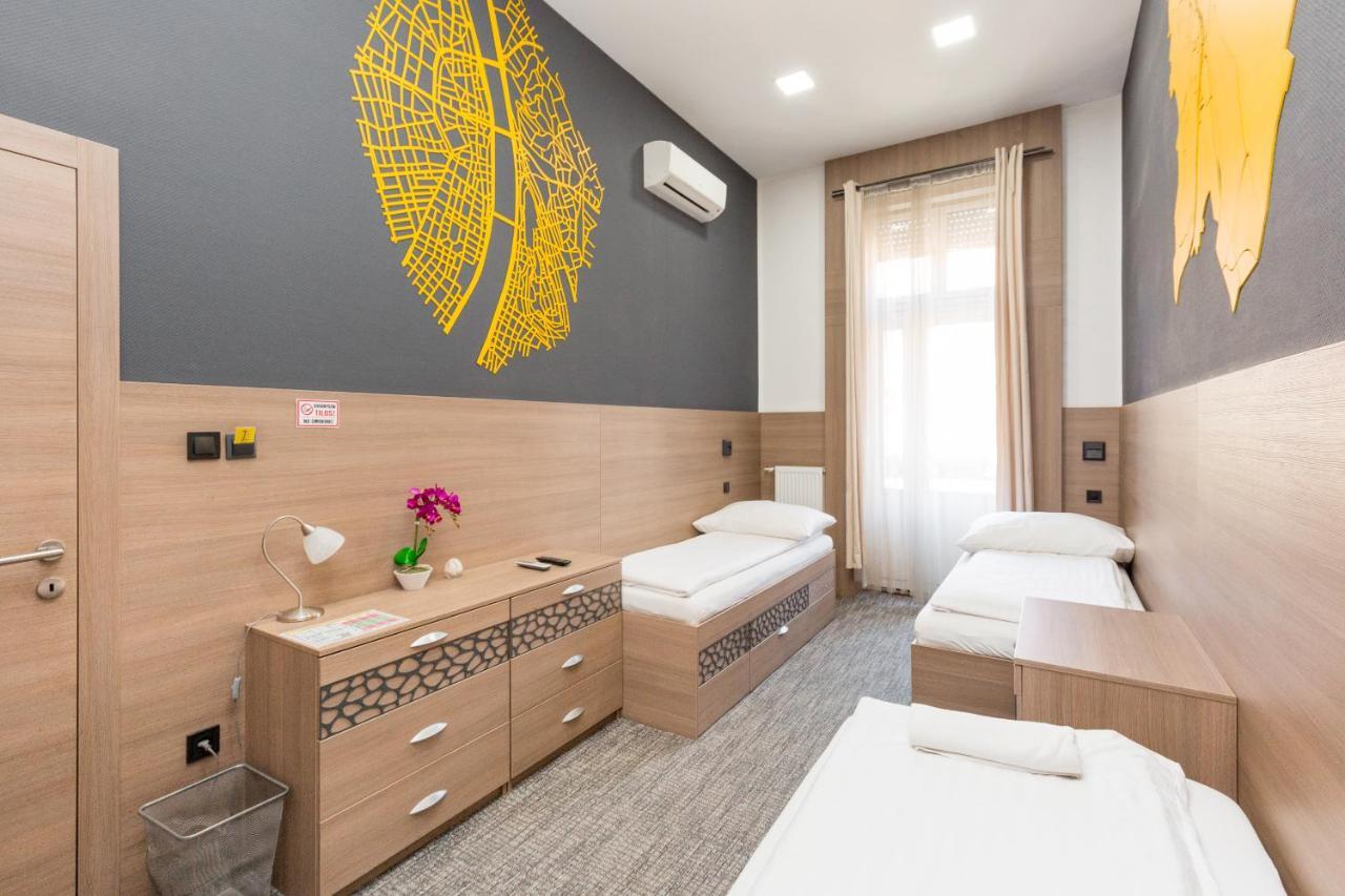 E14 Design Hostel Budapest Bagian luar foto
