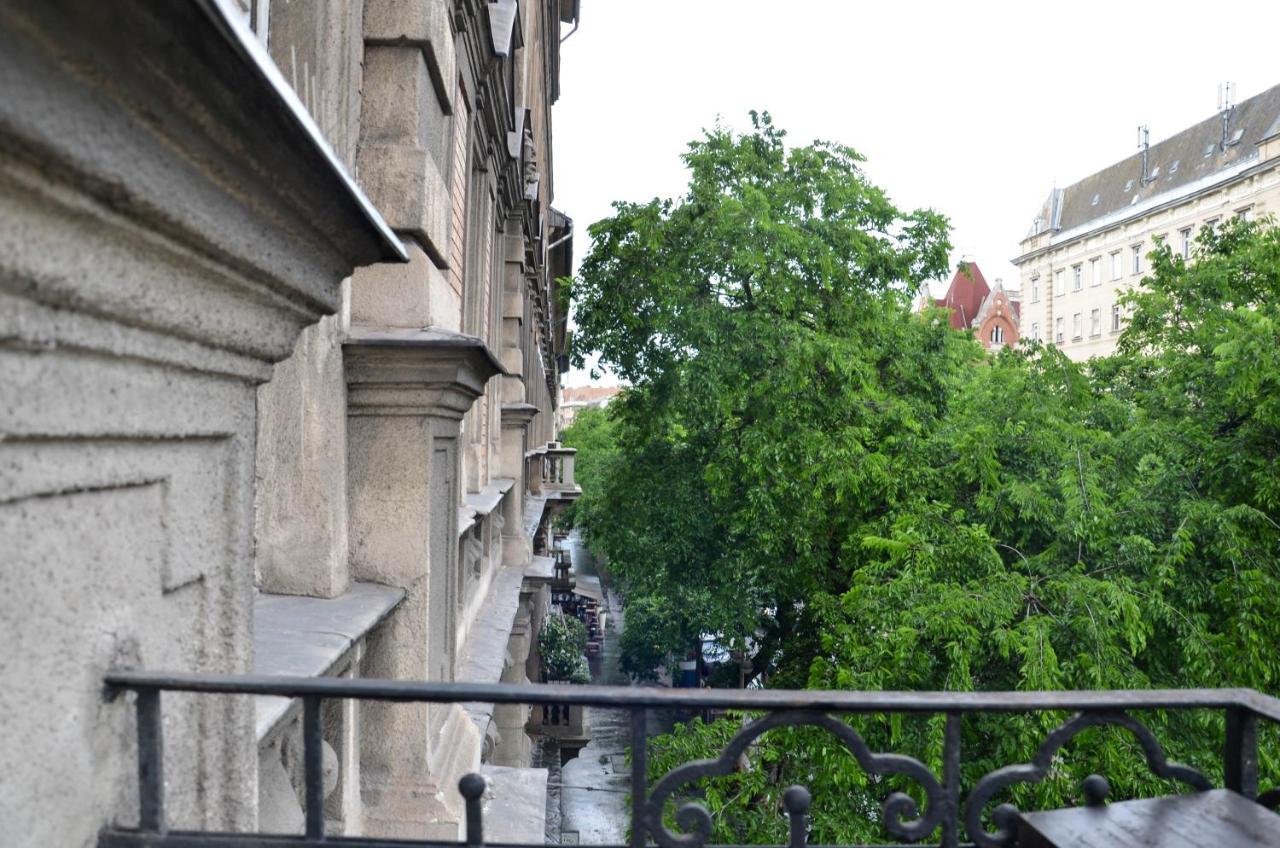 E14 Design Hostel Budapest Bagian luar foto